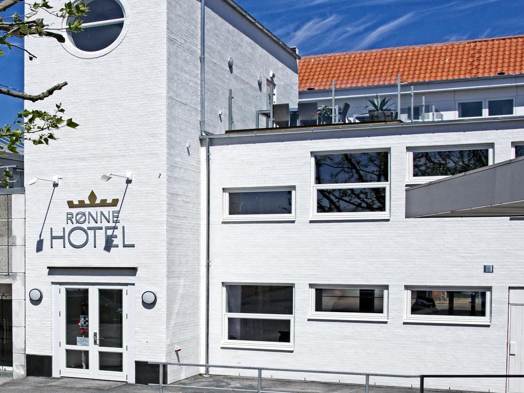 Ronne Hotel Exteriör bild